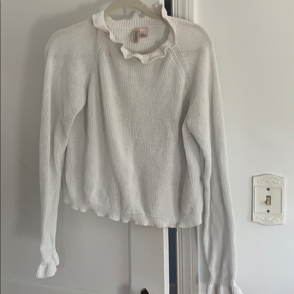 White H&M Divided sweater size L